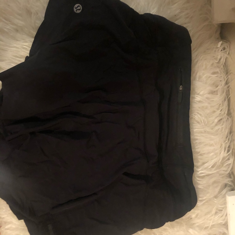 Black lulu Quick Pace Skirt- Perfect condition